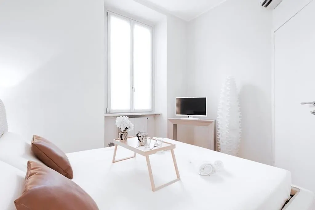 Appartamento Easylife - Cozy Flat In Porta Venezia Milano 0*,  Italia
